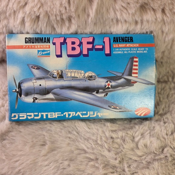 Crown Other - Vintage Crown Grumman TBF-1 Avenger 1/144 Scale Model Kit US Navy Attacker A3
